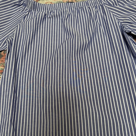 Banana Republic Size M Blue and White Pin Stripe Peasant Style Short Sleeve - Picture 2 of 5